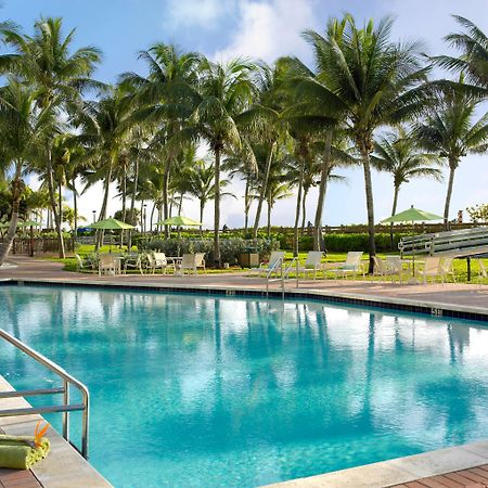 Holiday Inn Miami Beach-Oceanfront By Ihg Exterior photo