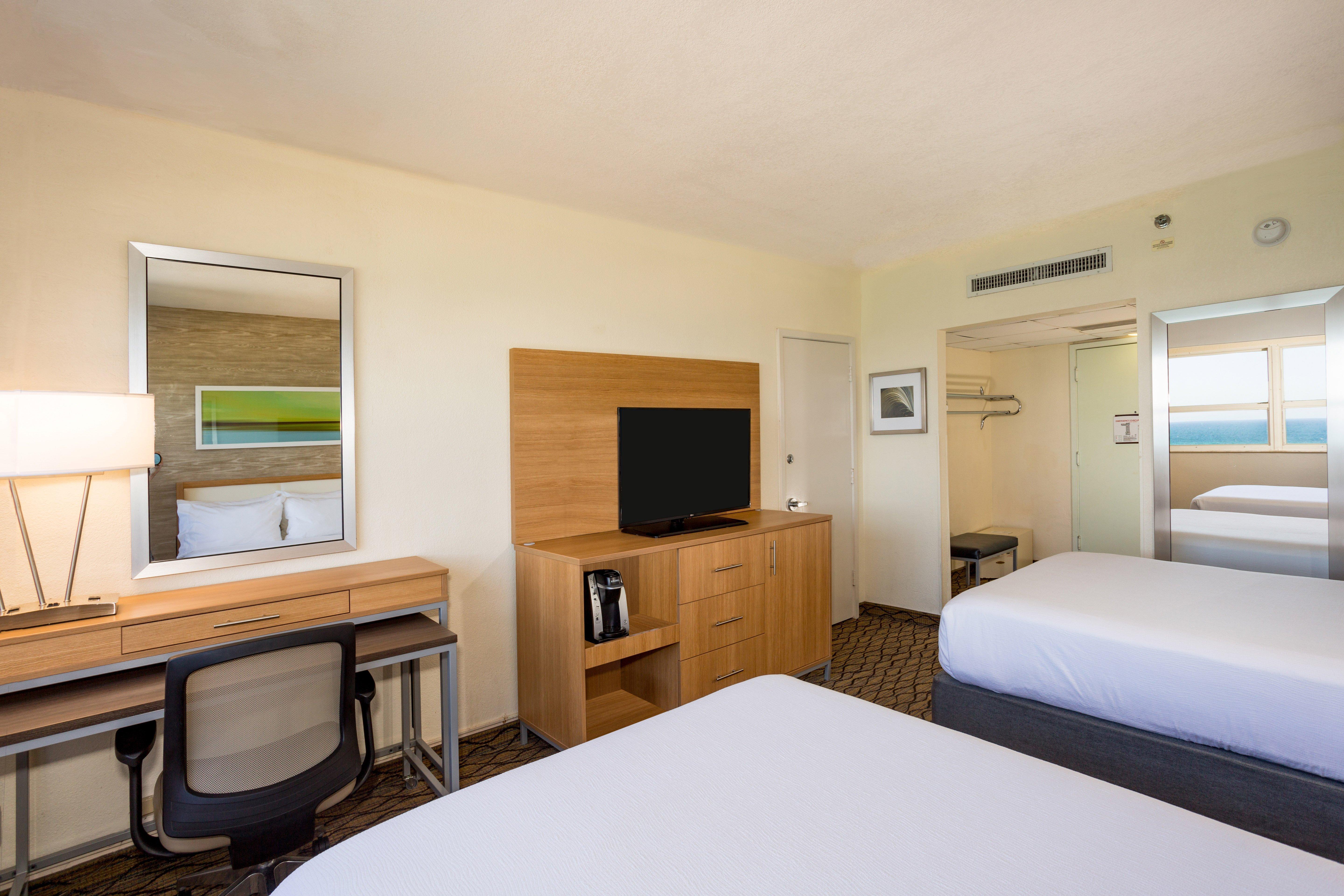 Holiday Inn Miami Beach-Oceanfront By Ihg Exterior photo