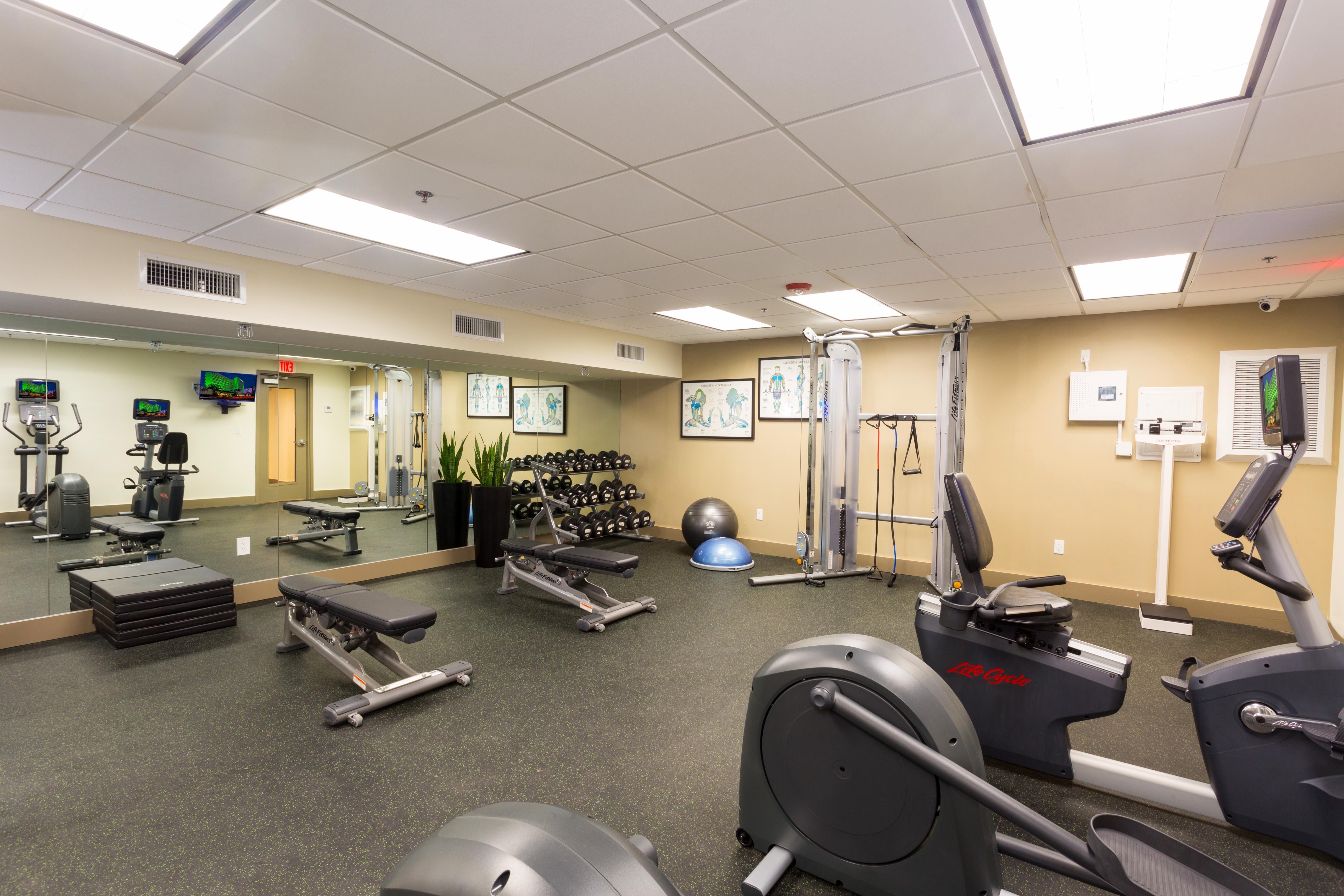 Holiday Inn Miami Beach-Oceanfront By Ihg Exterior photo