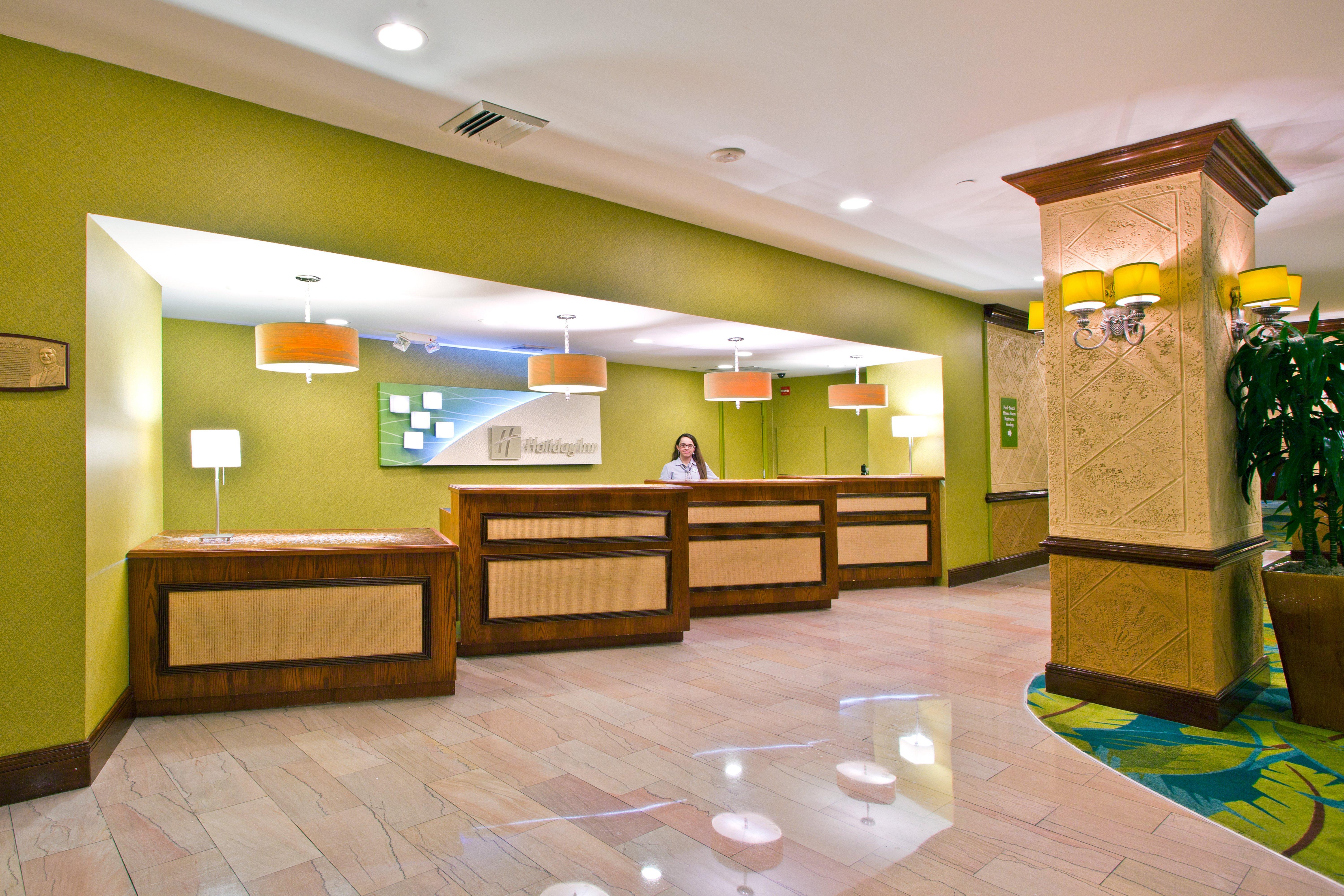 Holiday Inn Miami Beach-Oceanfront By Ihg Exterior photo