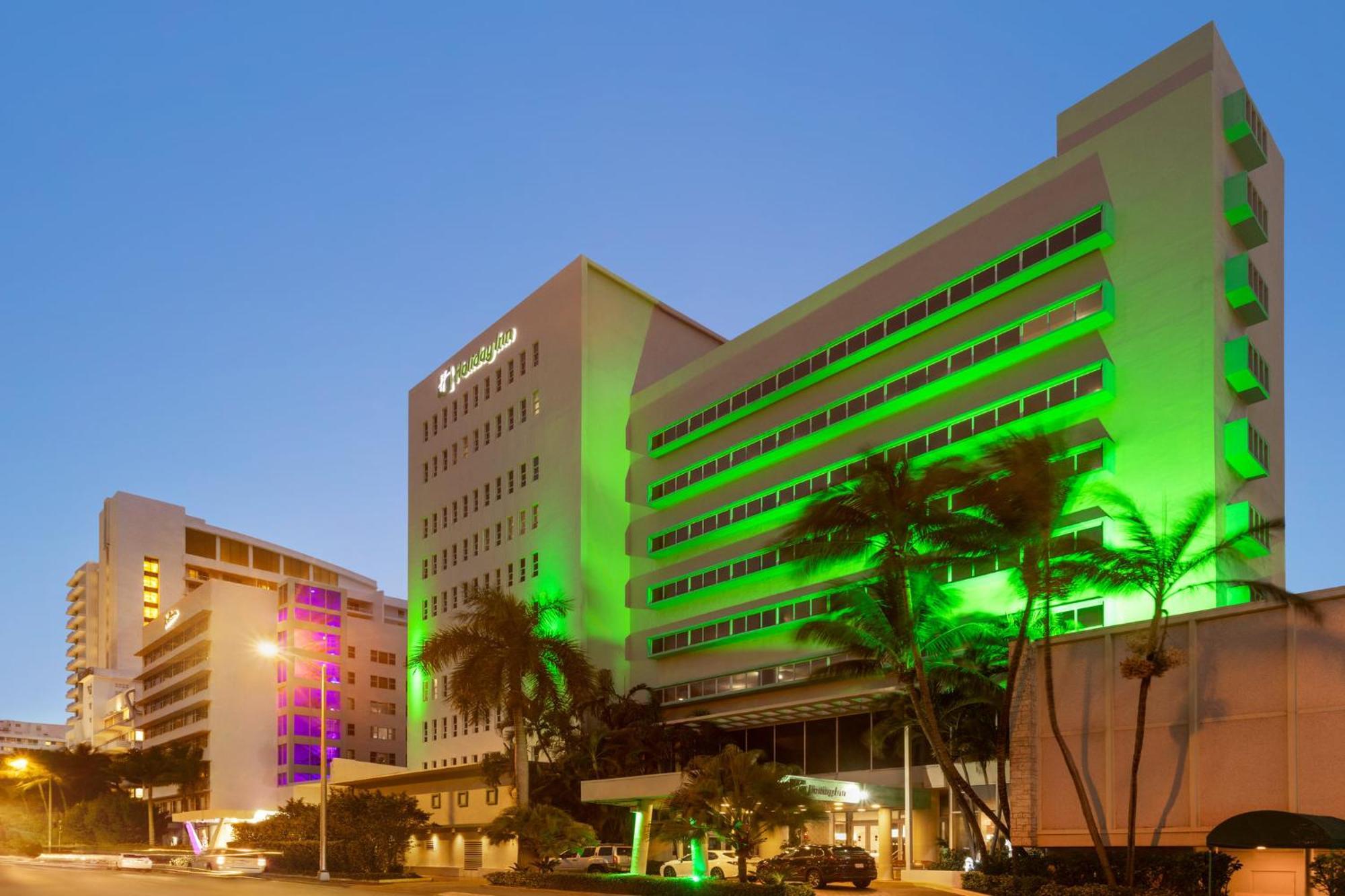 Holiday Inn Miami Beach-Oceanfront By Ihg Exterior photo